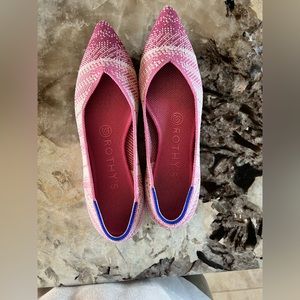 Women’s Rothy’s size 6 1/2 in pink stripe